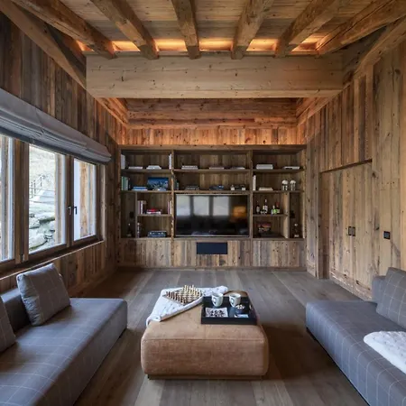 Beautiful Chalet For Your Holiday - What'app - 0034-635-520-036 - For Reservations! Prázdninový dům *